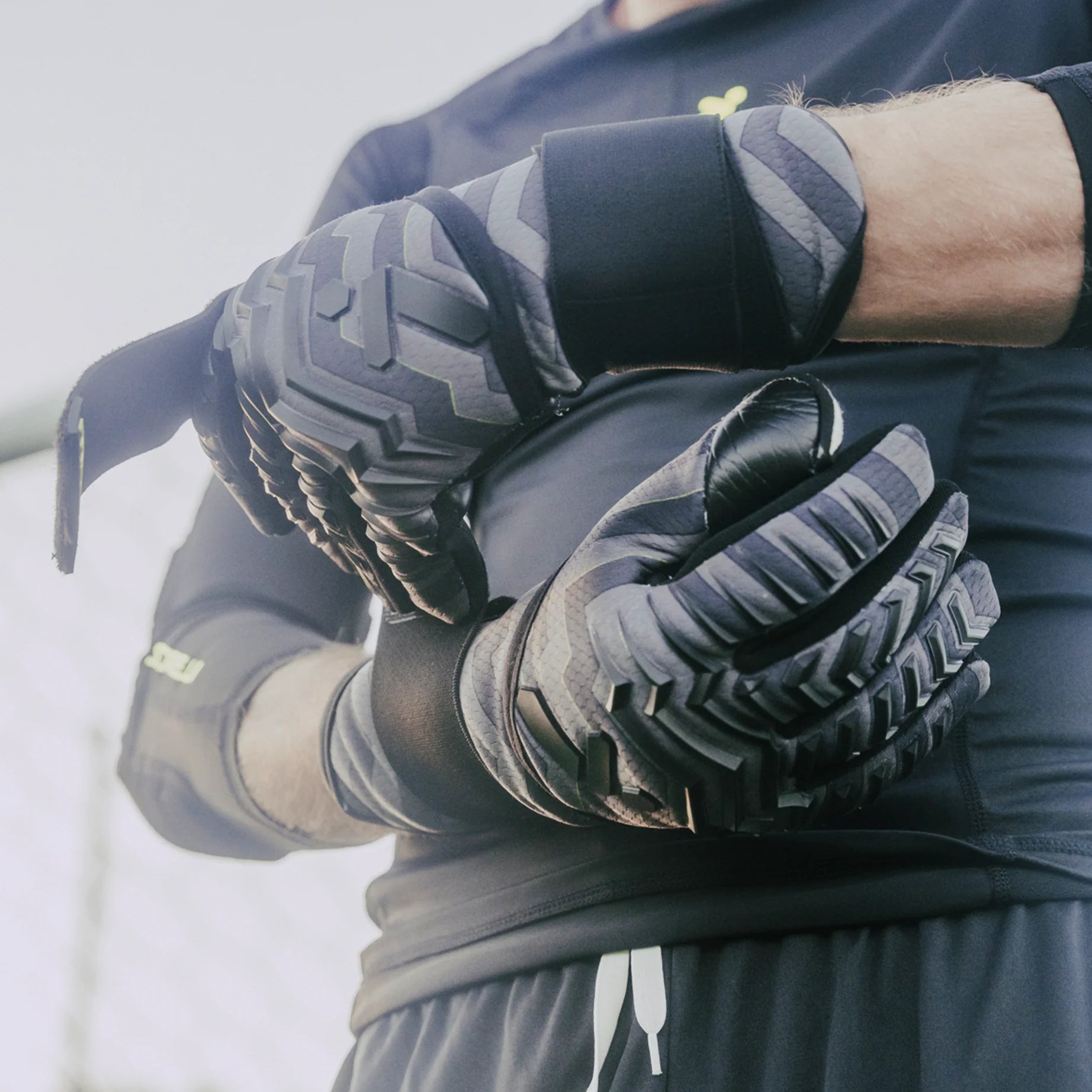 Storelli Electric GK Glove