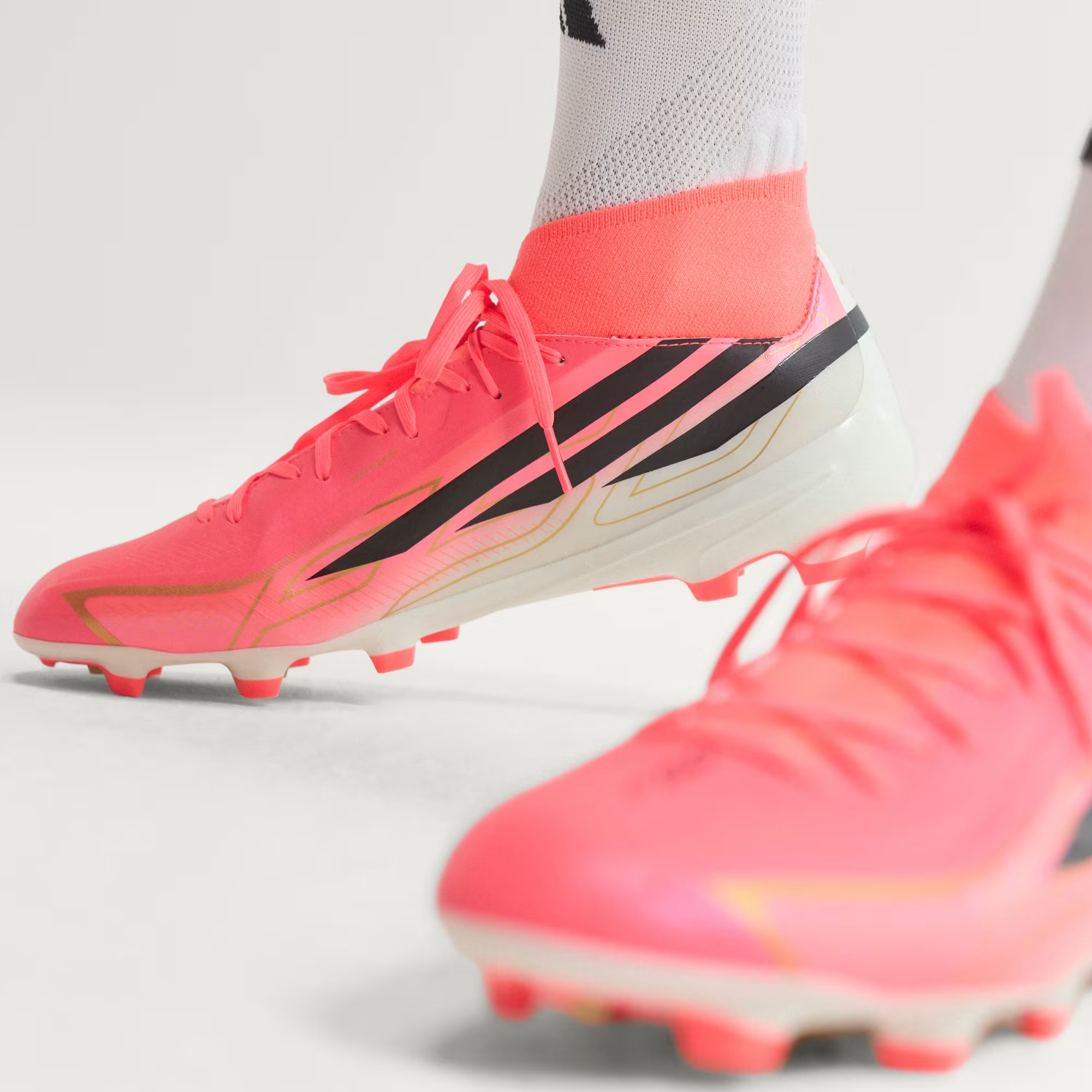 Adidas F50 HYPERFAST LEAGUE Mid Firm Ground Soccer Cleats